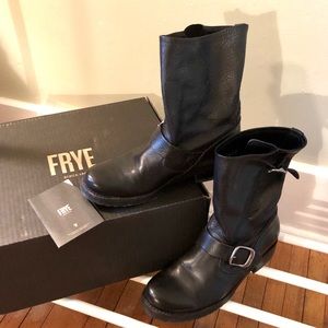 Great Condition Frye Veronica Moto Boots Leather